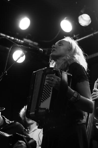 17 Hippies - BT59 (Bègles, France)