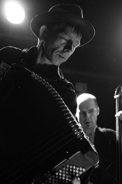 17 Hippies - BT59 (Bègles, France)